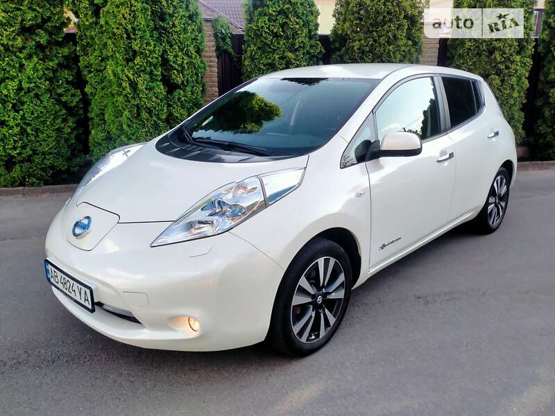 2016 nissan leaf