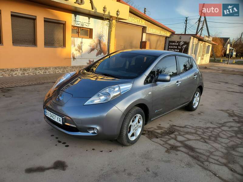 2016 nissan leaf