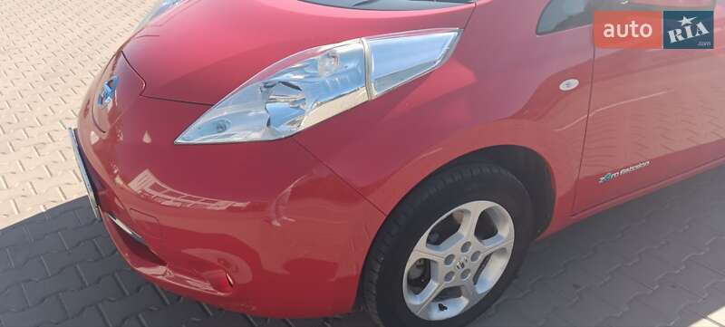2016 nissan leaf
