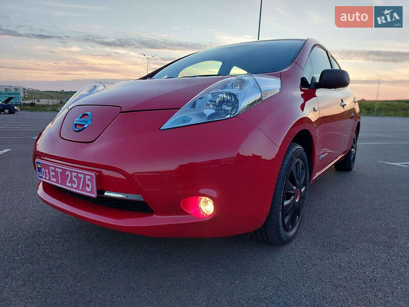 2016 nissan leaf