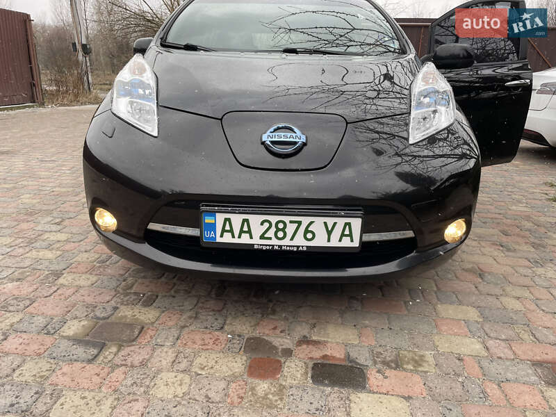 2016 nissan leaf