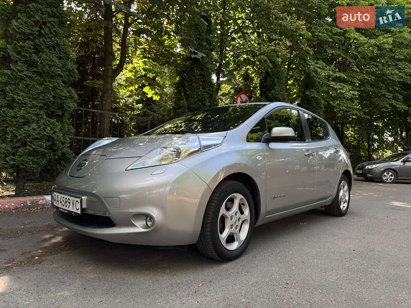 2016 nissan leaf