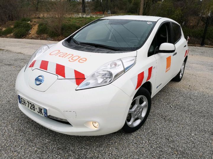 2016 nissan leaf
