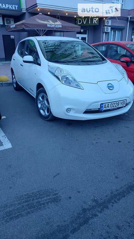 2017 nissan leaf