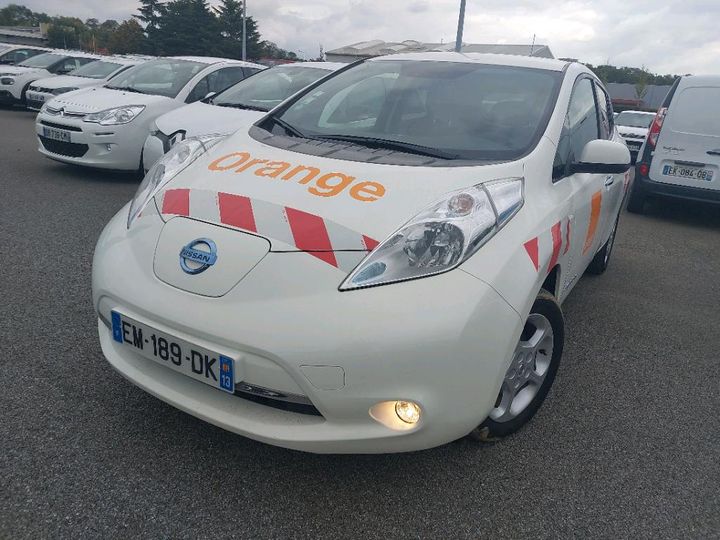 2016 nissan leaf