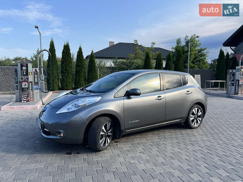 2017 nissan leaf