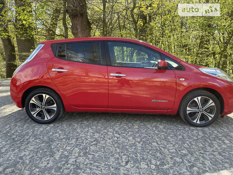 2017 nissan leaf