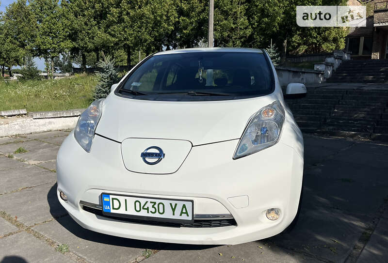 2017 nissan leaf