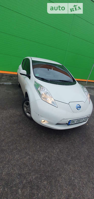 2017 nissan leaf