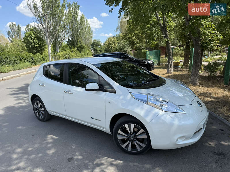 2017 nissan leaf