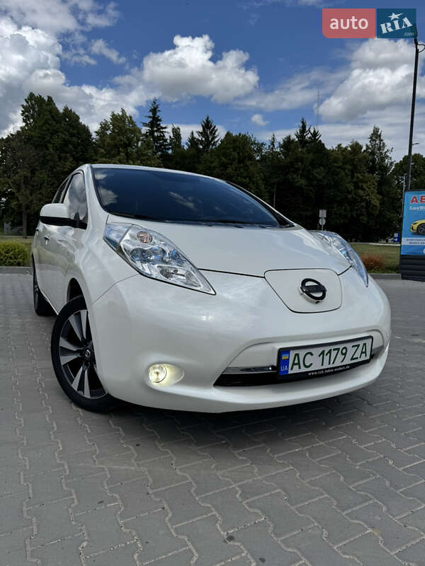 2017 nissan leaf