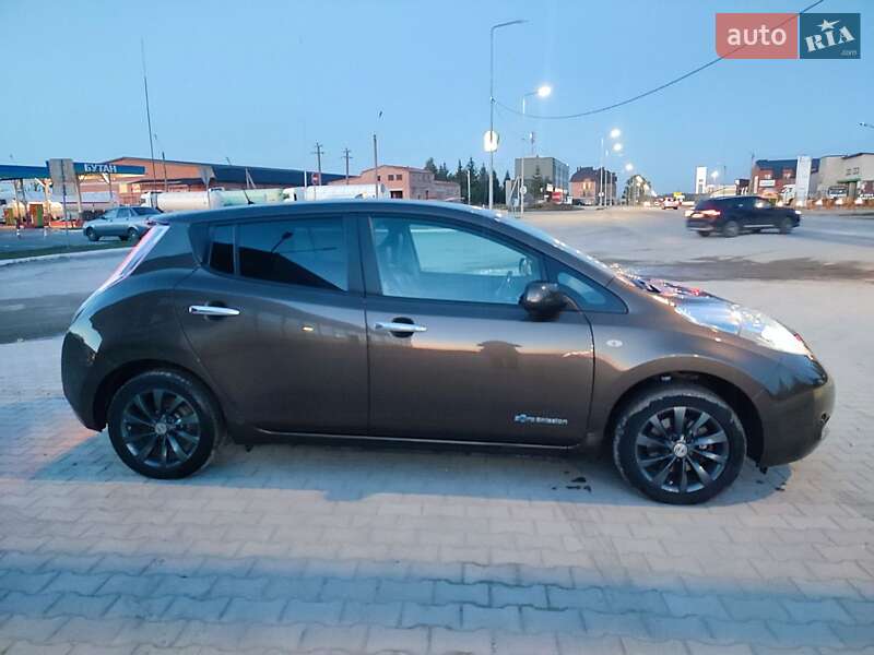 2017 nissan leaf