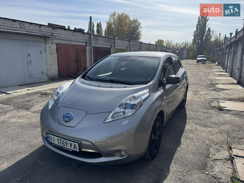 2017 nissan leaf