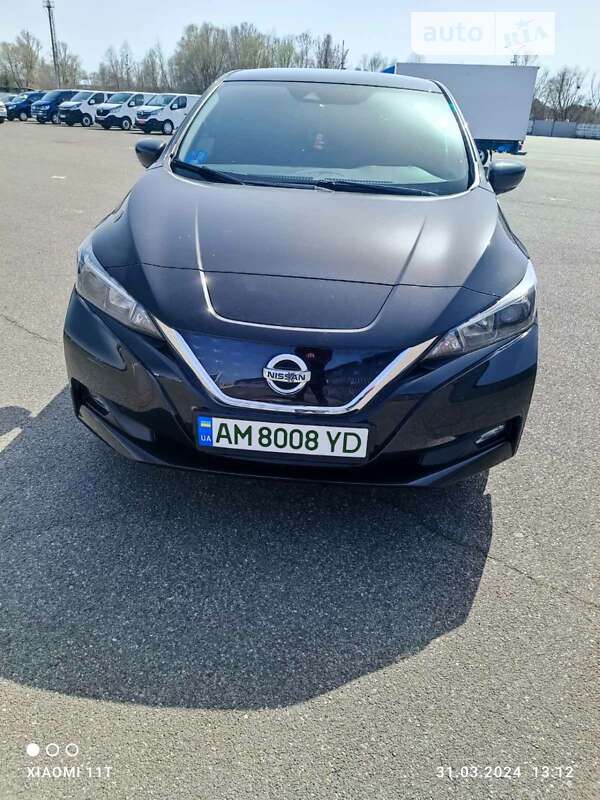 2018 nissan leaf
