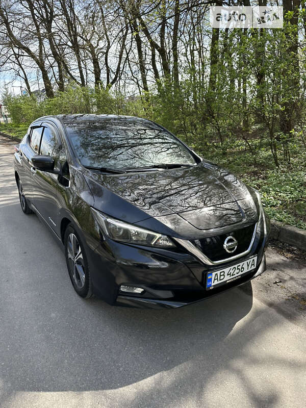 2018 nissan leaf