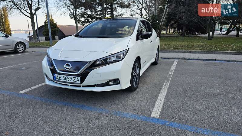 2018 nissan leaf