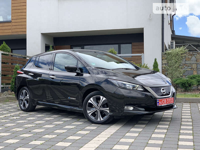 2018 nissan leaf
