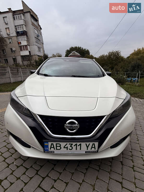 2018 nissan leaf