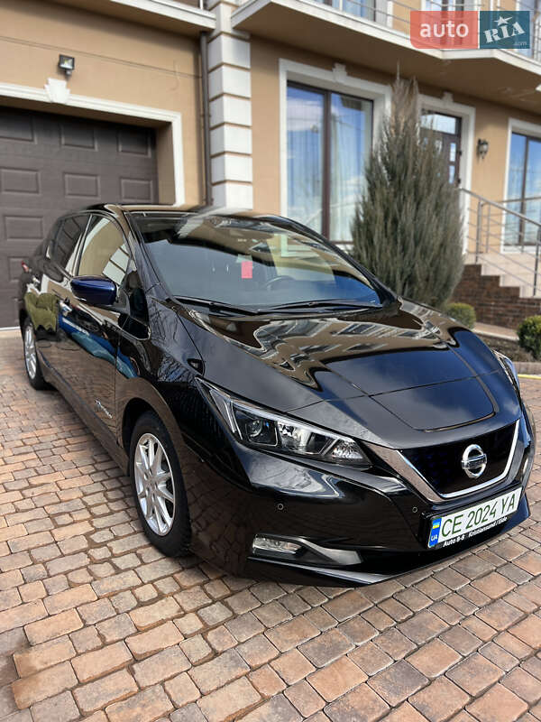 2018 nissan leaf