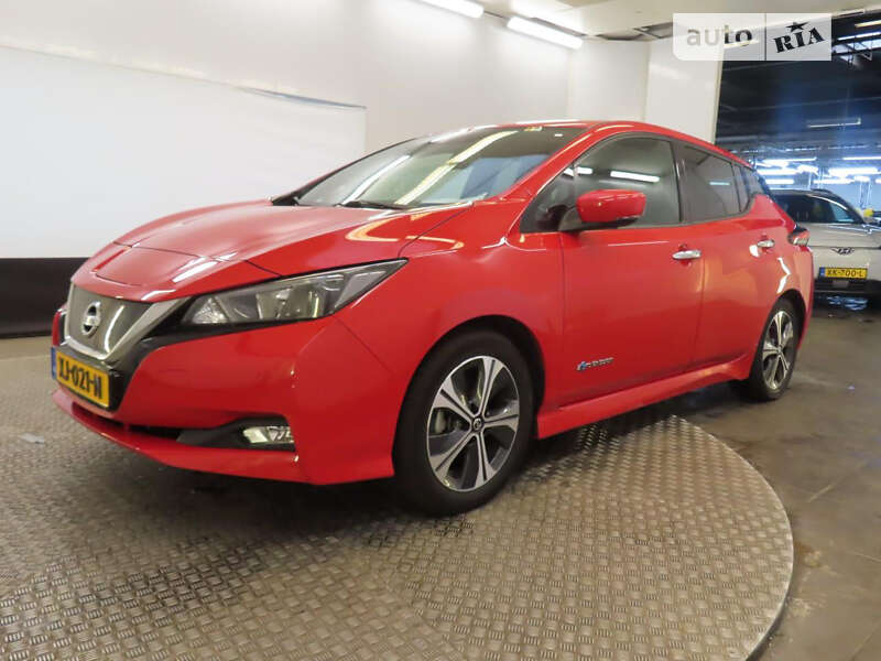 2018 nissan leaf