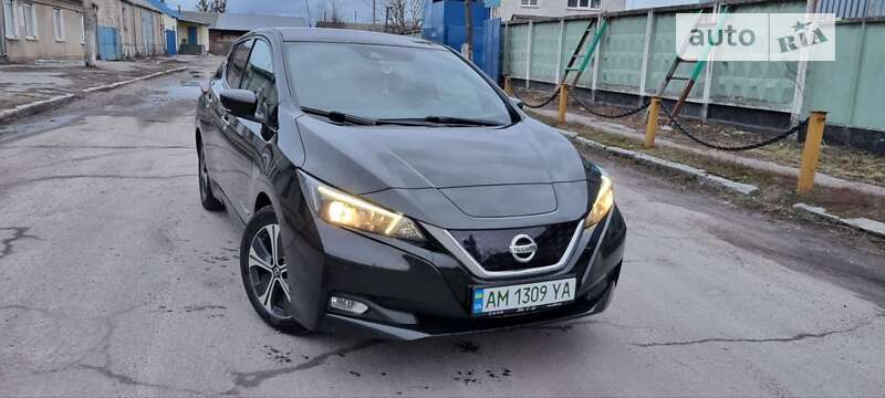 2018 nissan leaf
