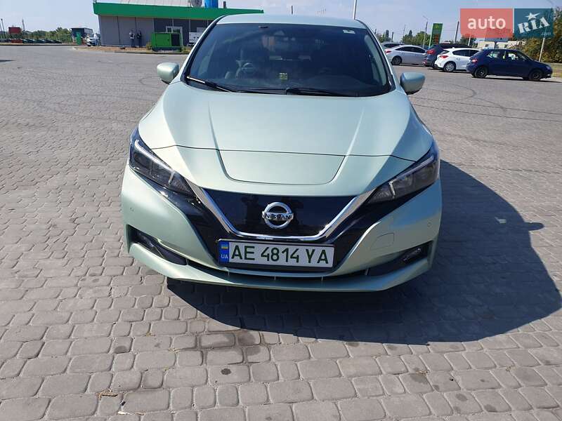 2018 nissan leaf