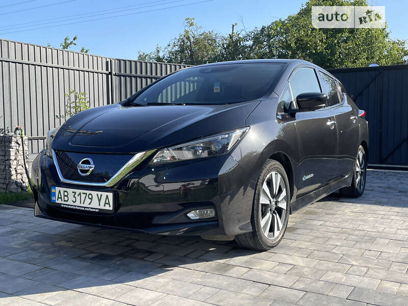 2018 nissan leaf
