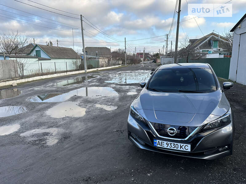 2018 nissan leaf