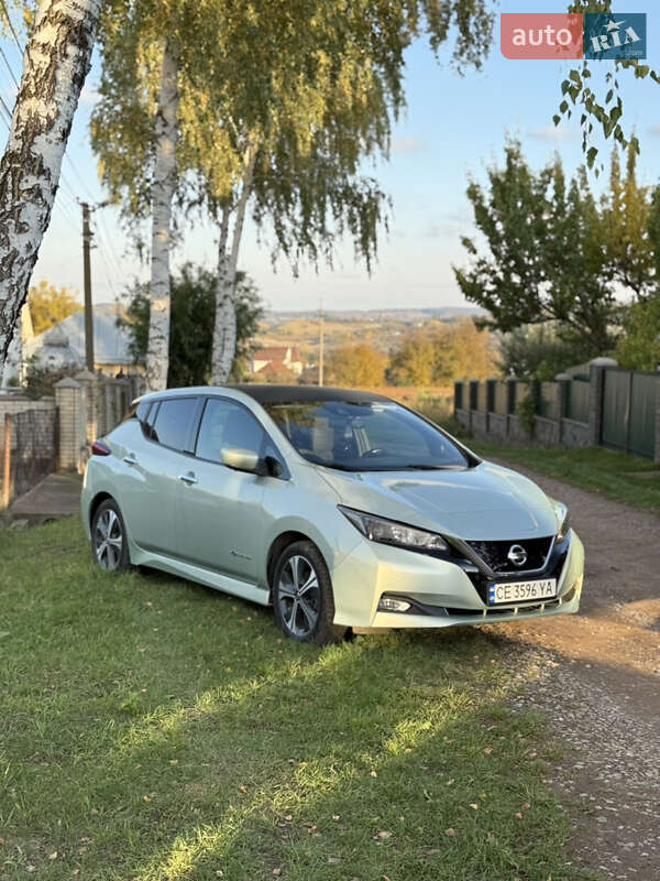 2018 nissan leaf