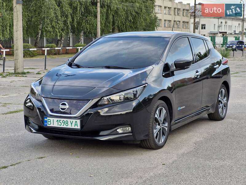 2018 nissan leaf