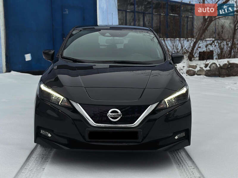 2018 nissan leaf