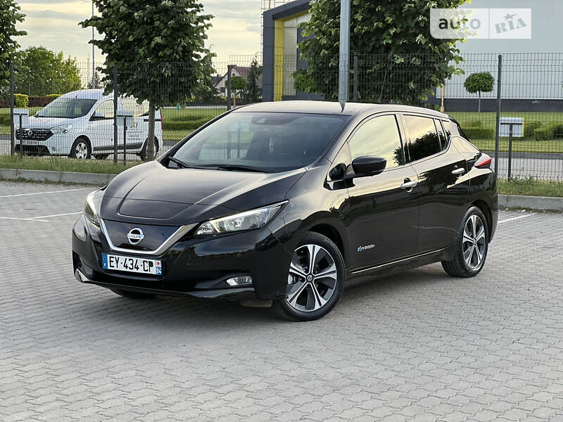 2018 nissan leaf