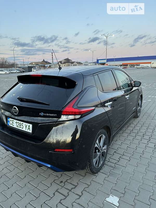 2018 nissan leaf
