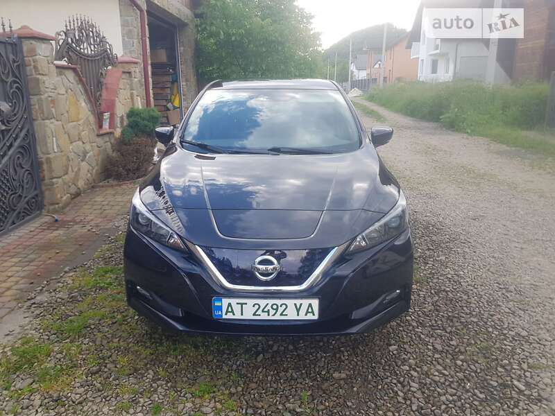 2018 nissan leaf