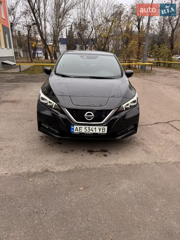 2018 nissan leaf