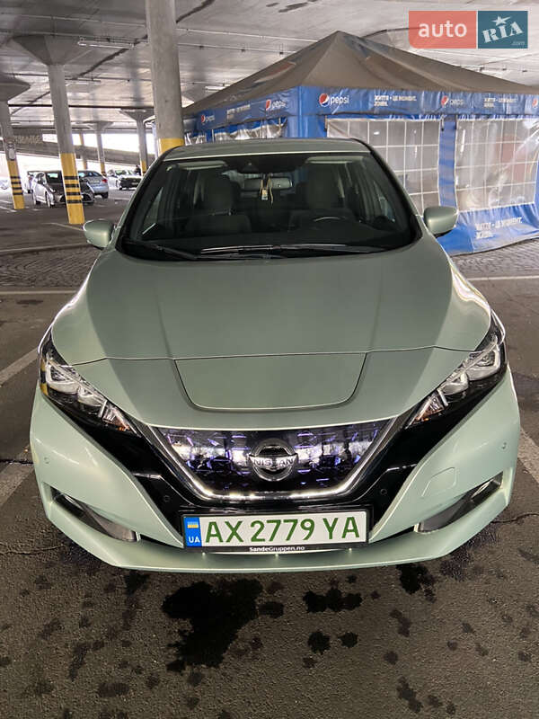 2018 nissan leaf