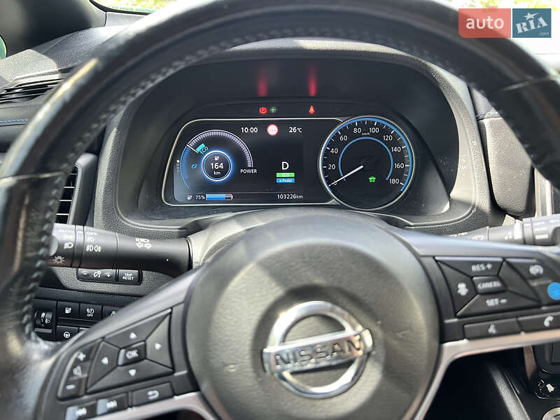 2018 nissan leaf