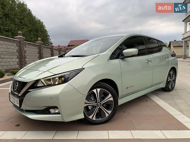 2018 nissan leaf