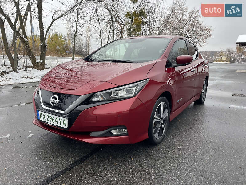 2018 nissan leaf