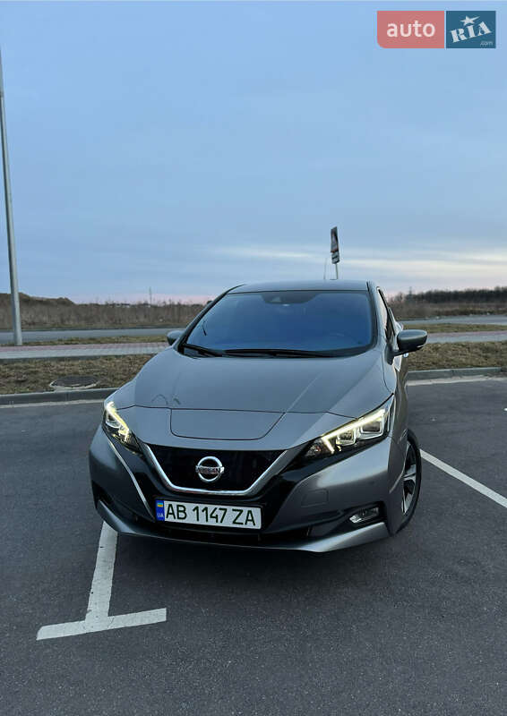 2018 nissan leaf