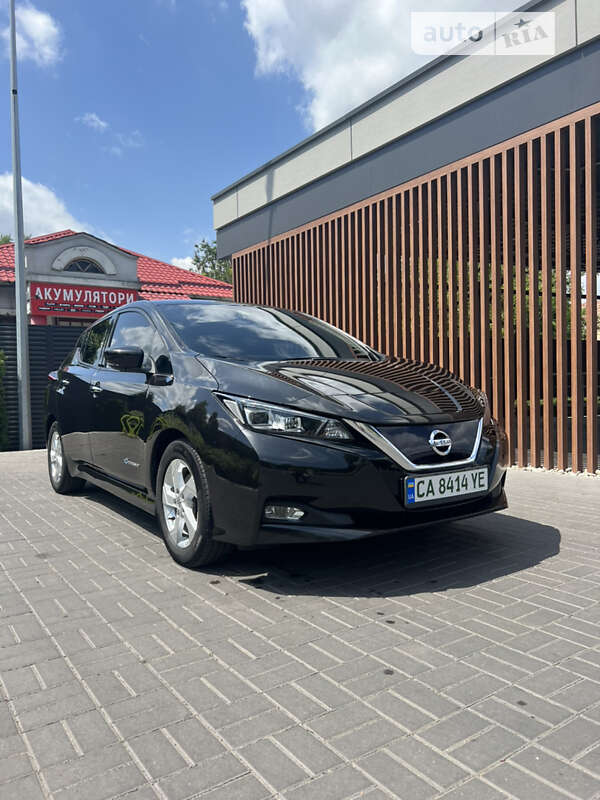 2018 nissan leaf