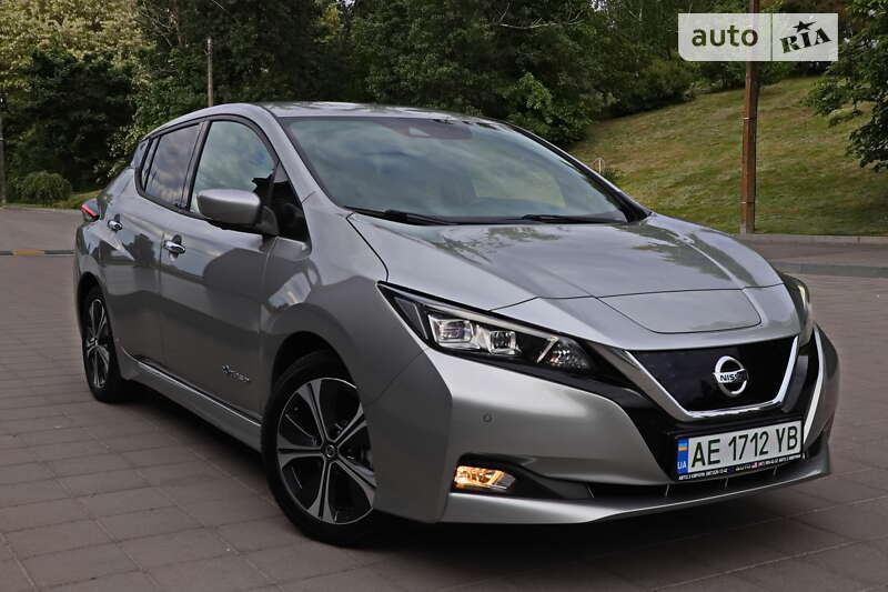 2018 nissan leaf