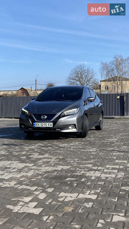 2019 nissan leaf