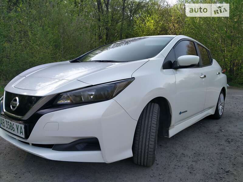 2018 nissan leaf