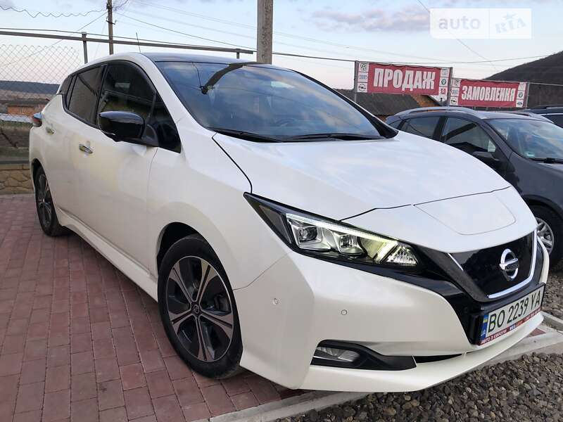 2018 nissan leaf