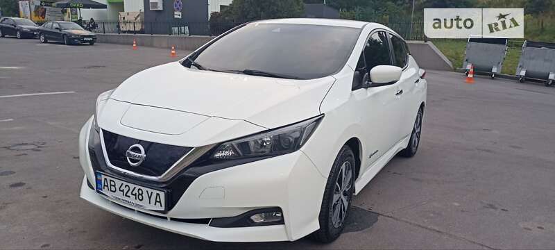 2018 nissan leaf
