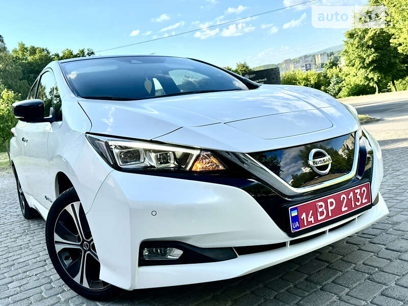 2018 nissan leaf