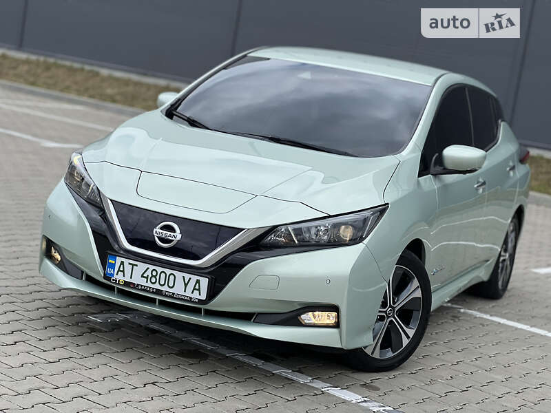 2018 nissan leaf