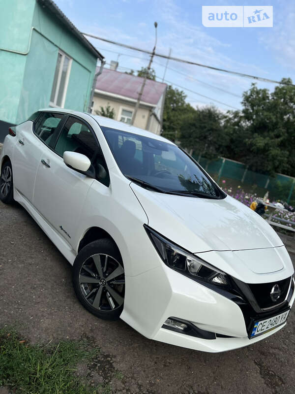 2019 nissan leaf