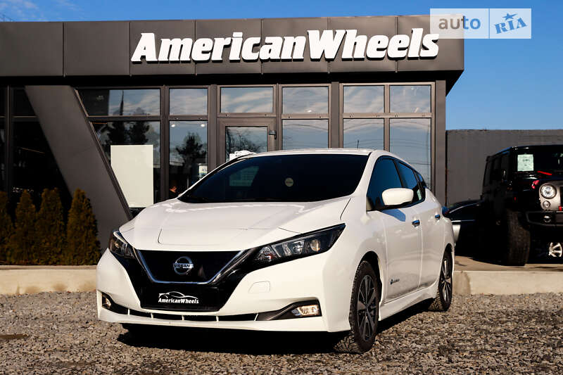 2018 nissan leaf